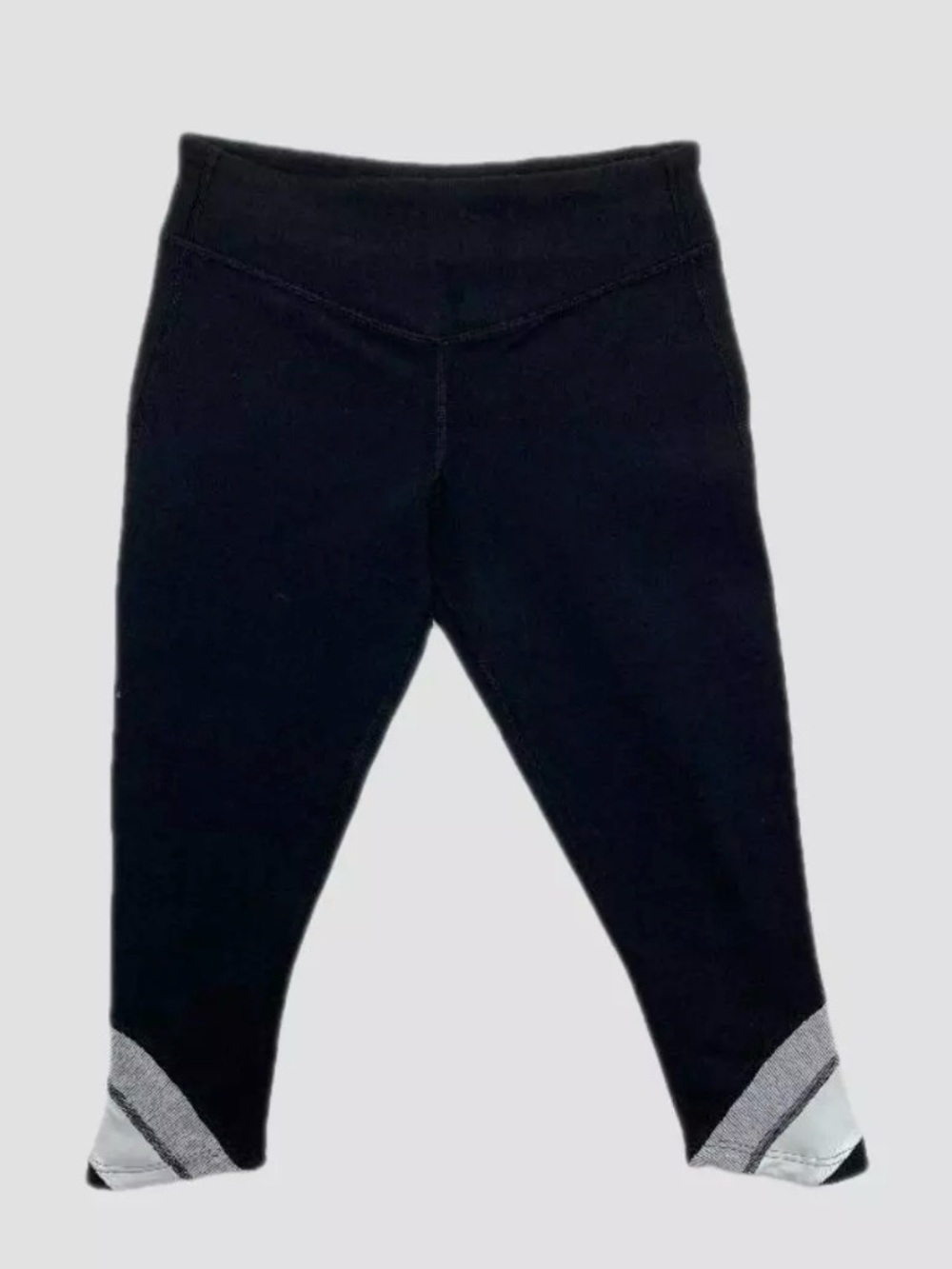 Lululemon Black Legging Capris With White Grey Stripe Size 6